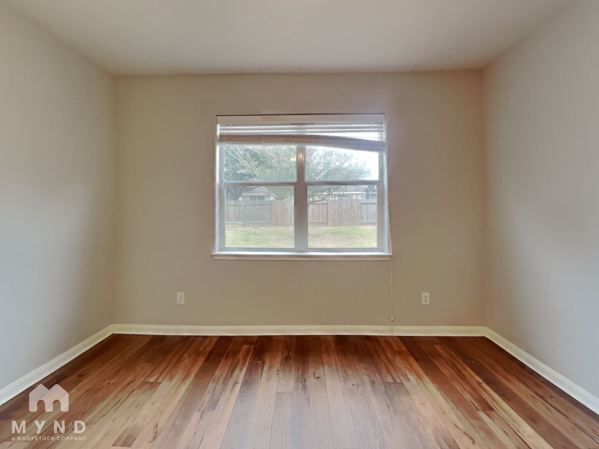 Building Photo - 306 Lazy Pine Ct