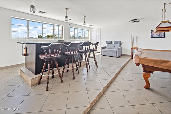 Building Photo - Long Term Rental heated pool & hot tub