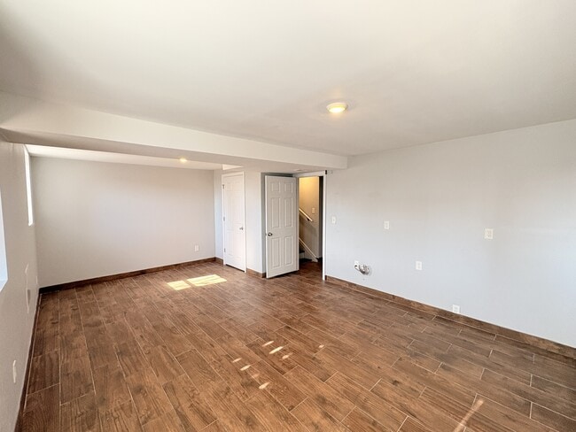 Building Photo - 6655 Garner Ave