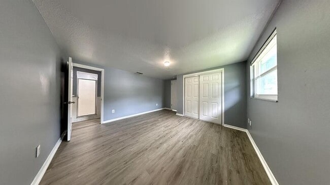 Building Photo - 8240 Krag Dr
