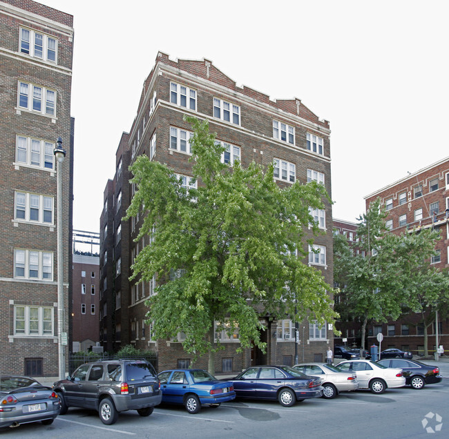 903 Kilburn - 903 Kilbourn