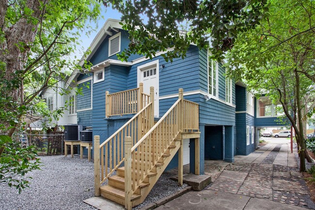 Building Photo - 2210 Nashville Ave