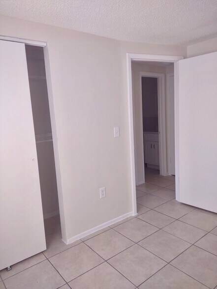 Building Photo - 4109 79th St W