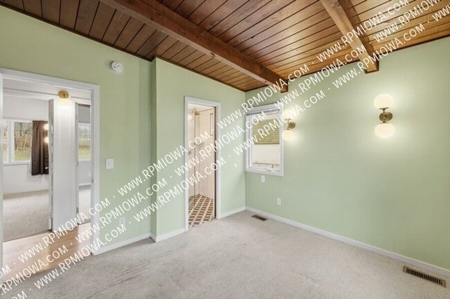 Building Photo - 3135 SW 23rd St