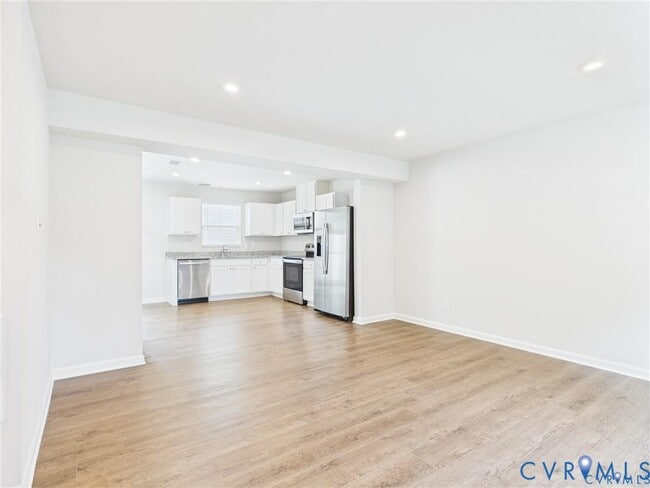 Building Photo - 1165 Canterbury Rdg Rd