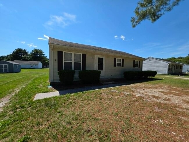 Building Photo - 1122 Hillcrest Ave