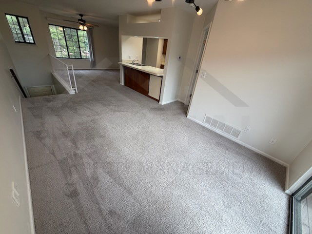 Building Photo - 1560 Meadowside Dr