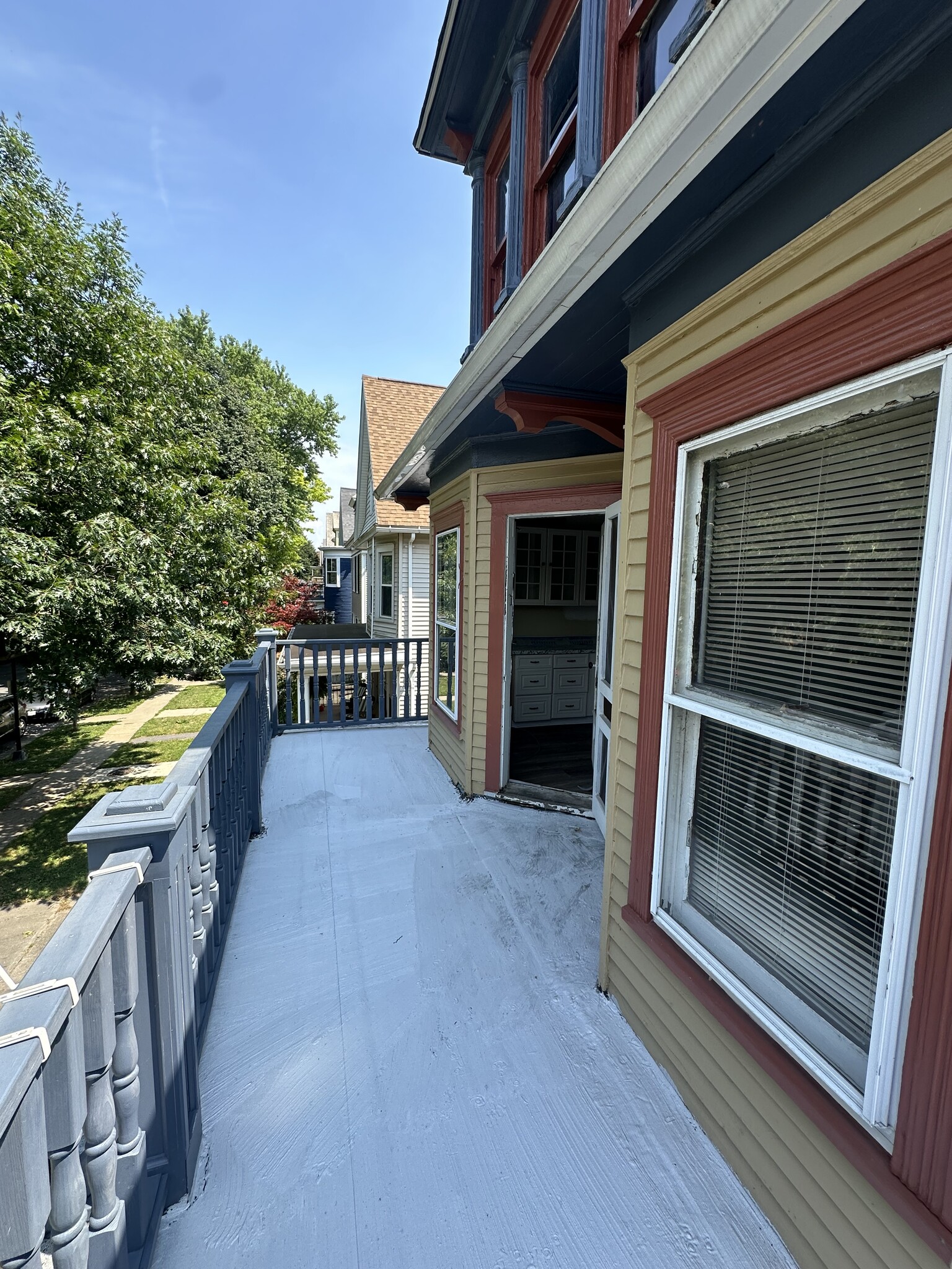 Porch 2 - 169 Anderson Pl