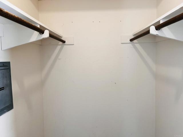 Building Photo - 159 Redwood Ave