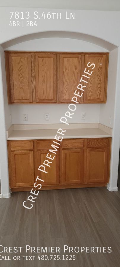 Building Photo - 7813 S.46th Ln-