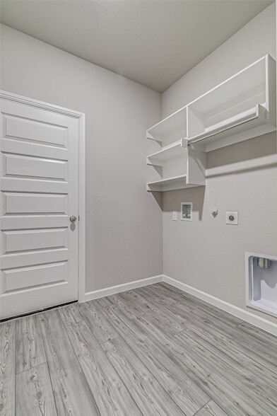 Building Photo - 2419 Rocky Mountain Dr
