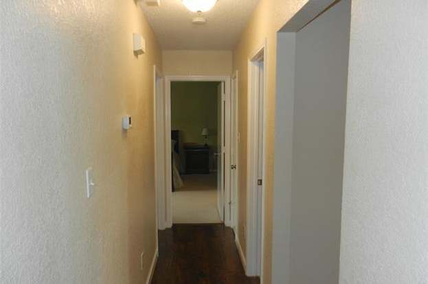 Building Photo - 3001 Green Vista Ct