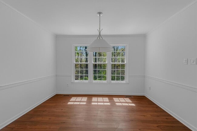 Building Photo - 1646 Stowe Rd