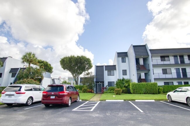 Building Photo - 4246 Deste Ct