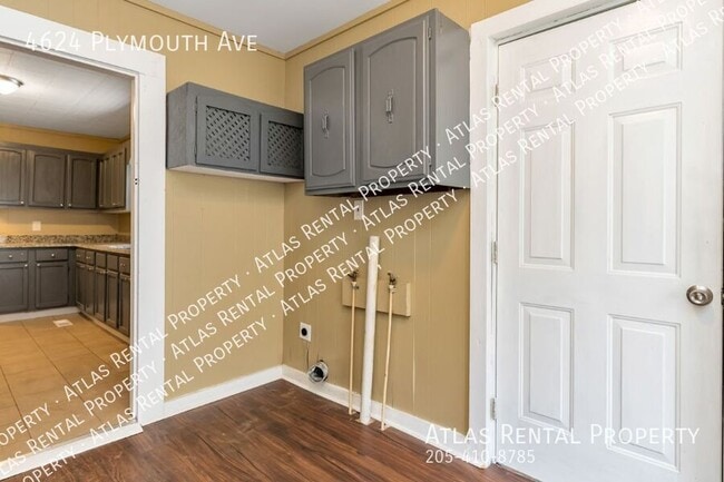 Building Photo - 4624 Plymouth Ave