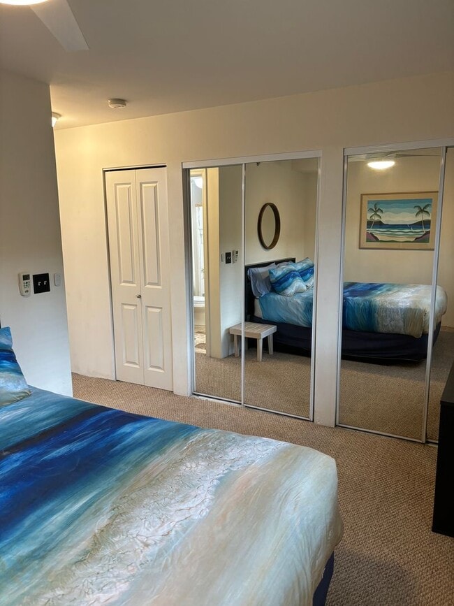 Building Photo - Move-In Ready 2BR/2BA Condo – Fully Furnished, AC, Washer/Dryer, 2 Parking stalls