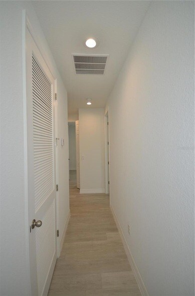Building Photo - 272 Pelton Cir