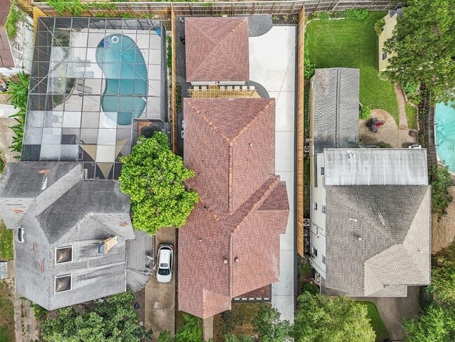 Building Photo - 412 Hawthorne St