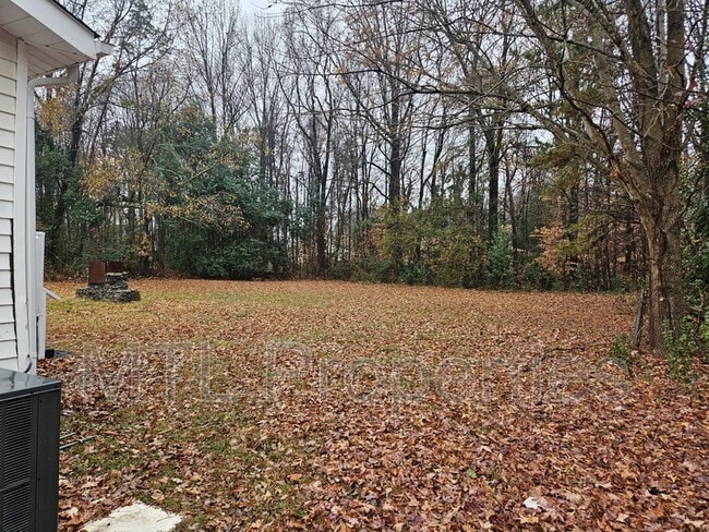 Building Photo - 6521 Rumple Rd