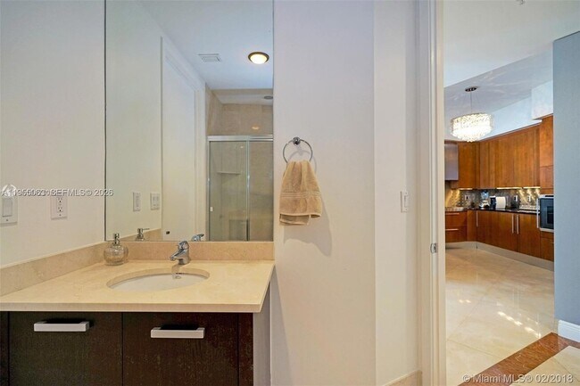 Building Photo - 18101 Collins Ave