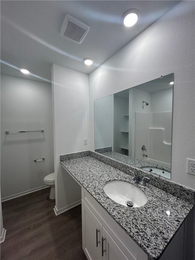 Building Photo - 112 NW 67th Ave