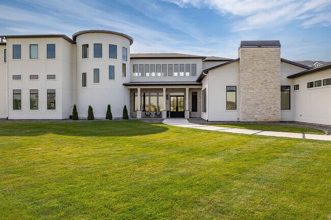 Building Photo - 12401 Rivendell Ct