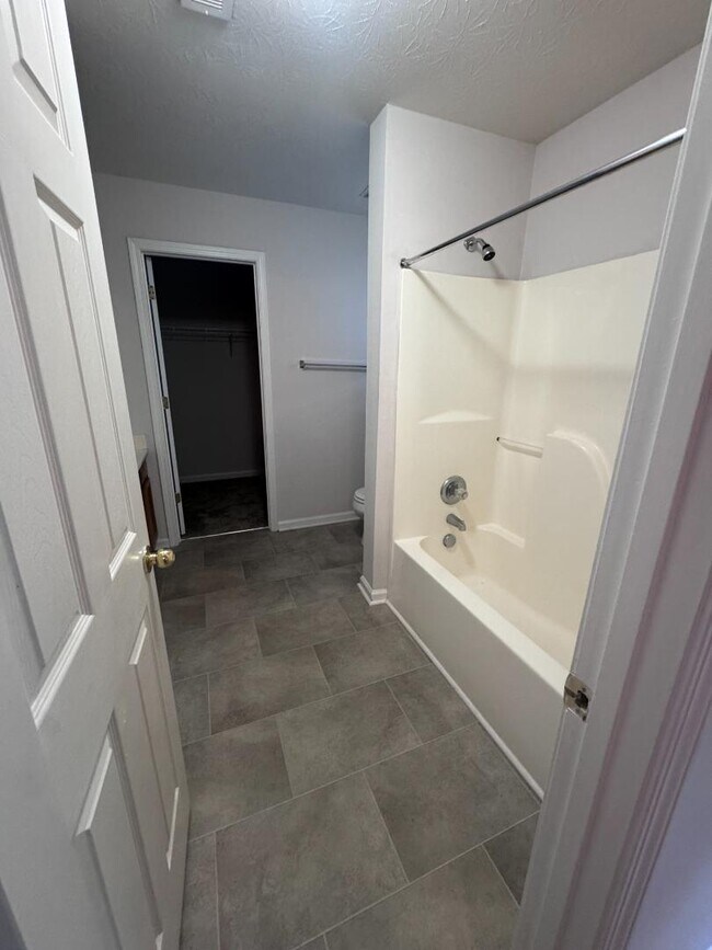 Building Photo - 3711 Lochdale Terrace