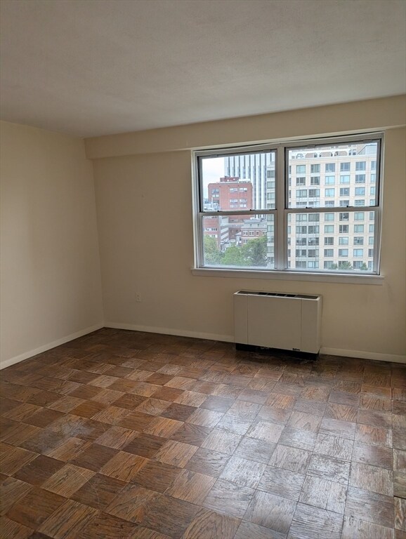 Building Photo - 8 Whittier Pl