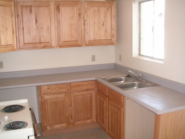 Kitchen - English Manor