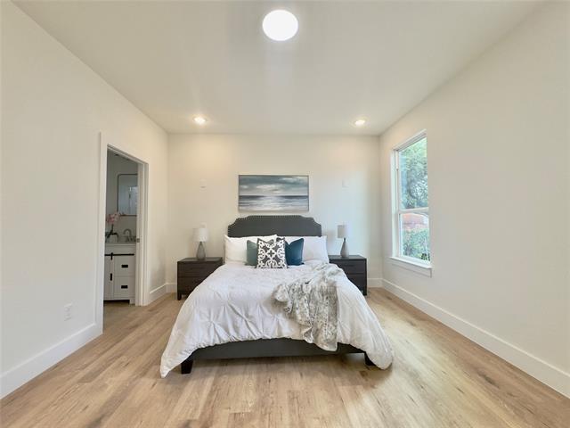 Building Photo - 3801 Carpenter Ave