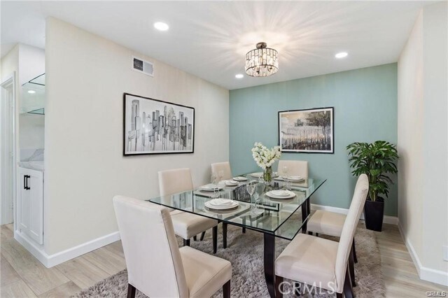 Building Photo - 13640 La Jolla Cir
