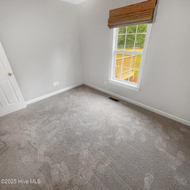 Building Photo - 1676 Crawfords Pointe Dr
