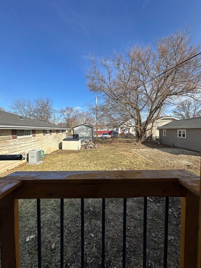 Building Photo - Immediate Move-In! Renovated 2BR House Near Ball State w/ Fireplace & Outdoor Space