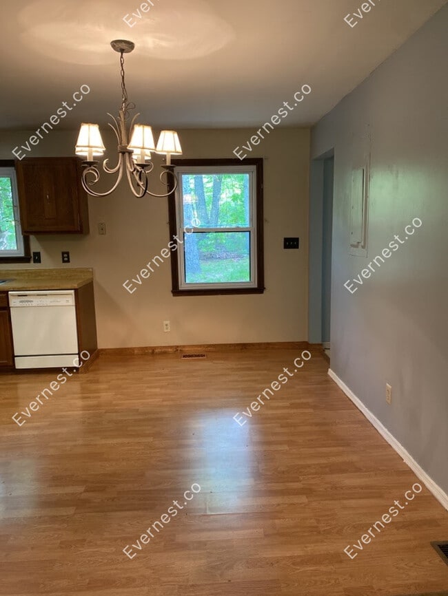 Building Photo - 13408 Wilderness Park Dr