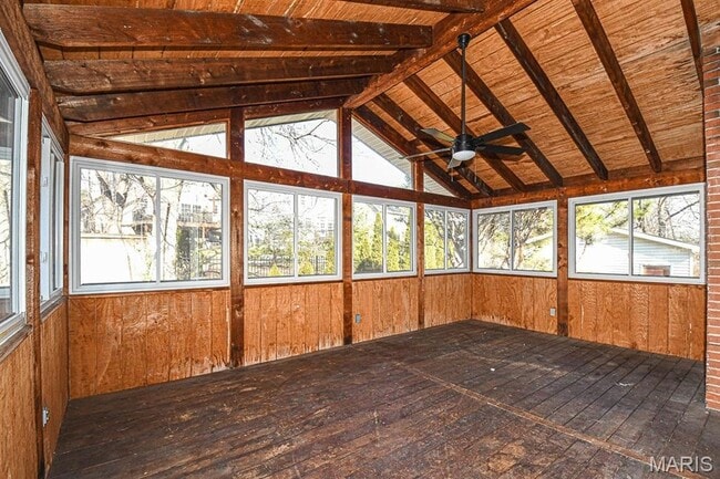 Building Photo - 925 Moreland Ave