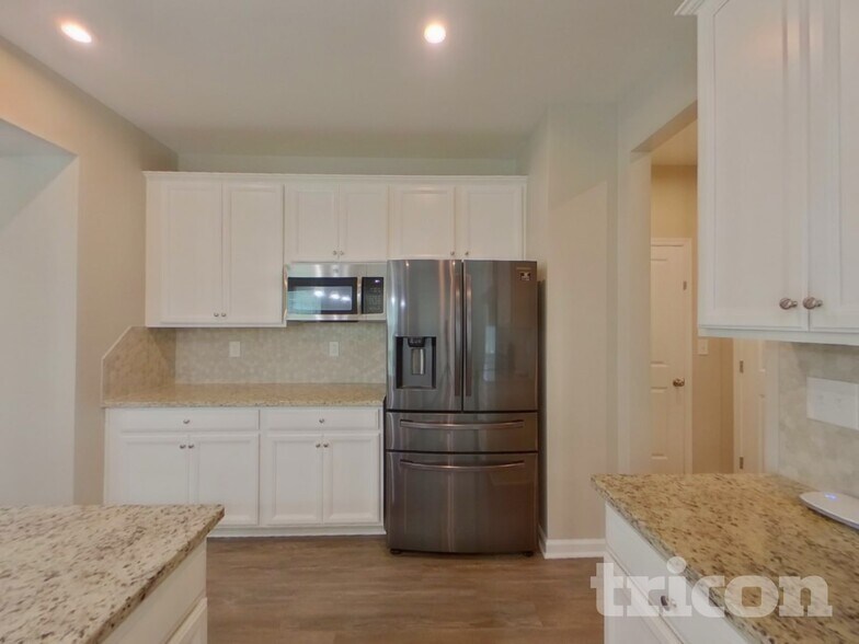 Building Photo - 1302 Harkey Creek Dr