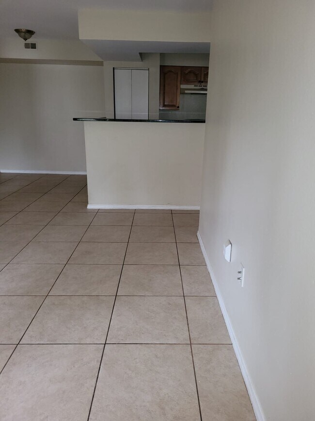 Building Photo - 3028 Parkway Blvd