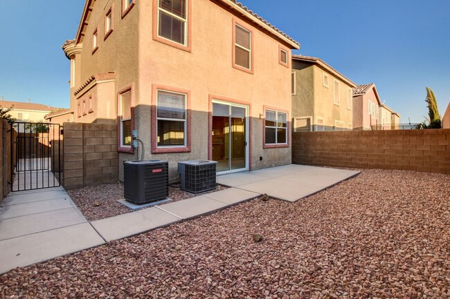 Building Photo - Charming Two Story Home