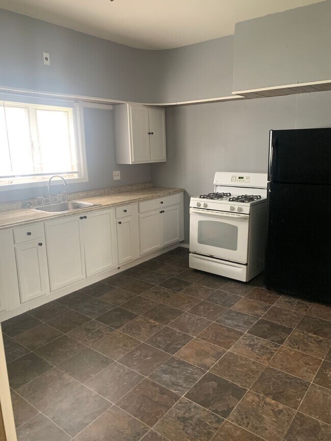 Building Photo - 51-53 KREISEL TER AMSTERDAM, NY 12010