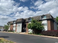 Building Photo - 1710 Hickory Ln