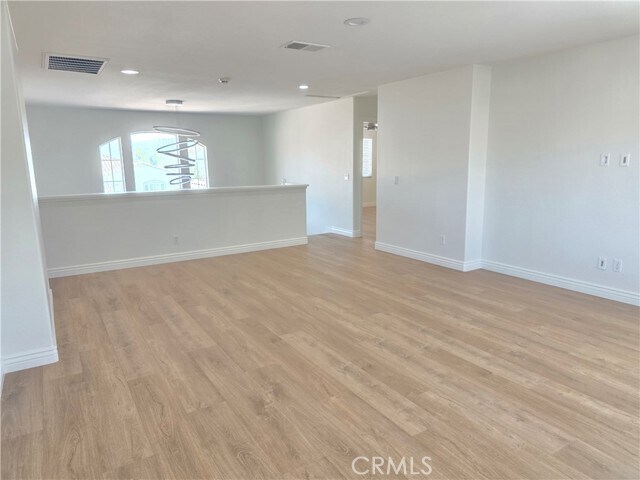 Building Photo - 31532 Royal Oaks Dr