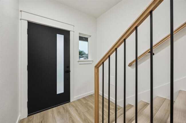 Building Photo - WOW! Modern & Brand-New Home in Samson Par...