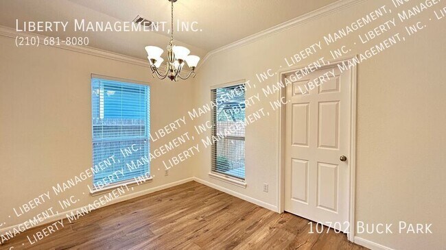 Building Photo - 10702 Buck Park