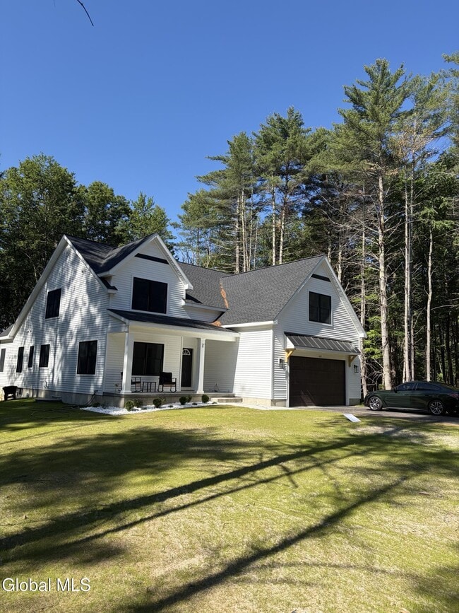 Building Photo - 622 Acland Blvd