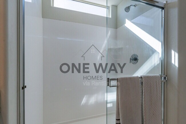 Building Photo - 5411 S Canyon Rim