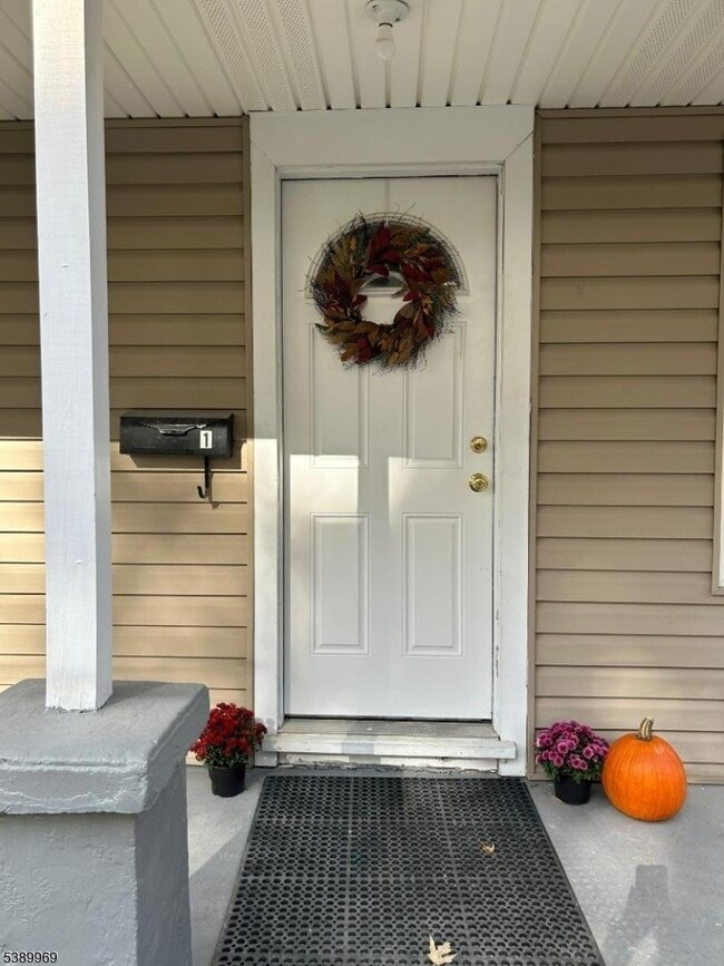 Building Photo - 129 Bergen St