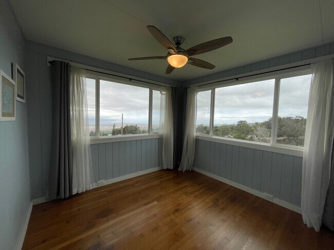 Building Photo - Kula Renovated Three Bedroom/Two Bathroom