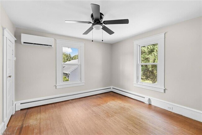Building Photo - 149 Beach Rd