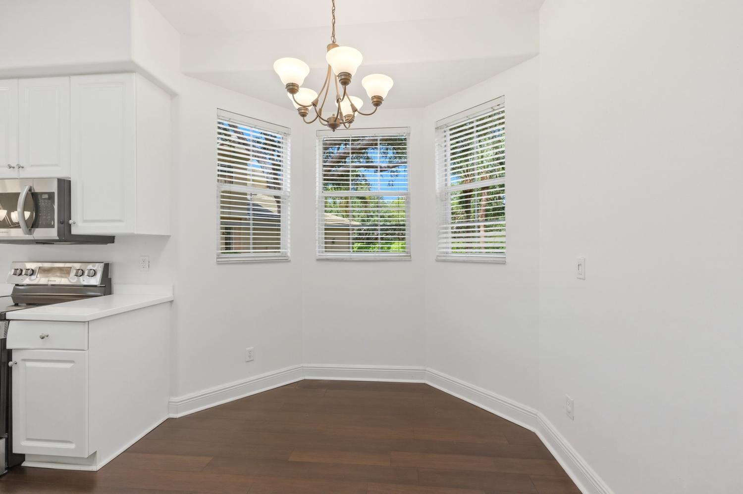 Building Photo - 658 Vintage Reserve Cir