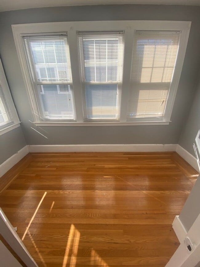 Building Photo - 39-41 Anthony St